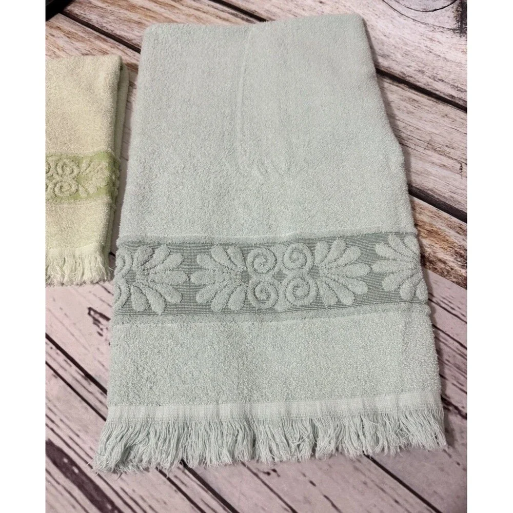 Vtg Cannon Monticello Santa Cruz Bath & Hand Towel Sculpted Fringe Greens
